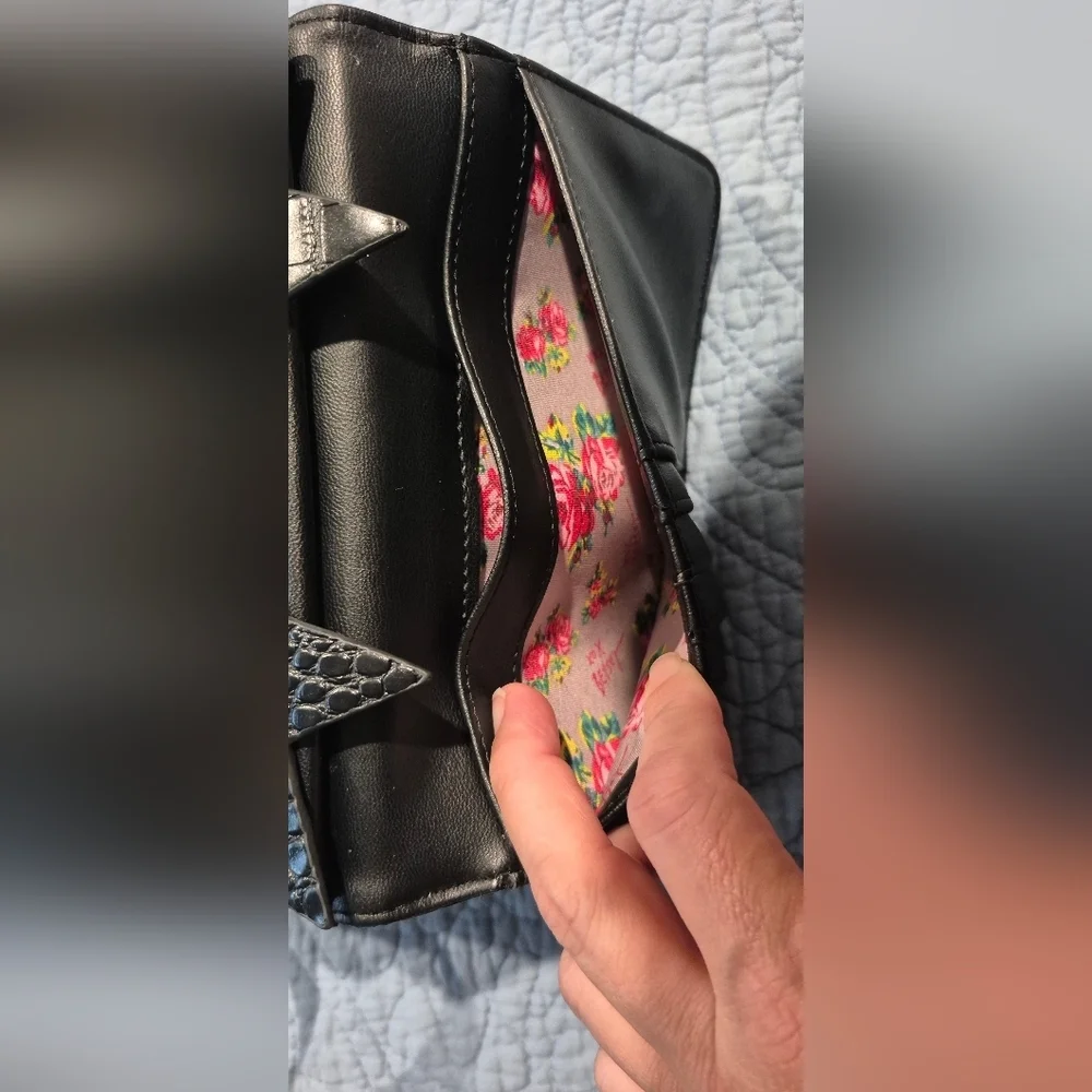 Betsey Johnson elegant black